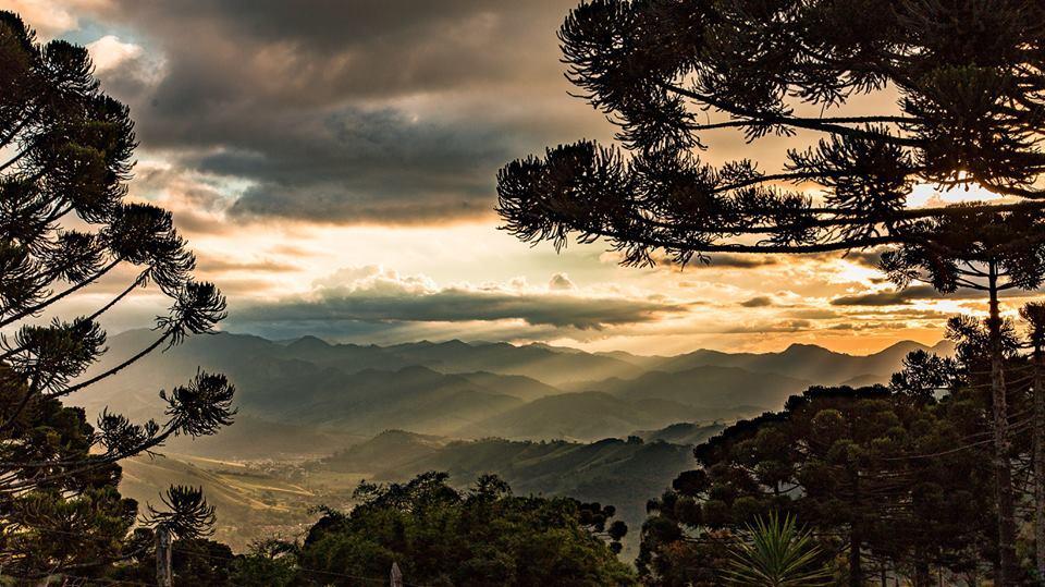 Pedra Do Bau *